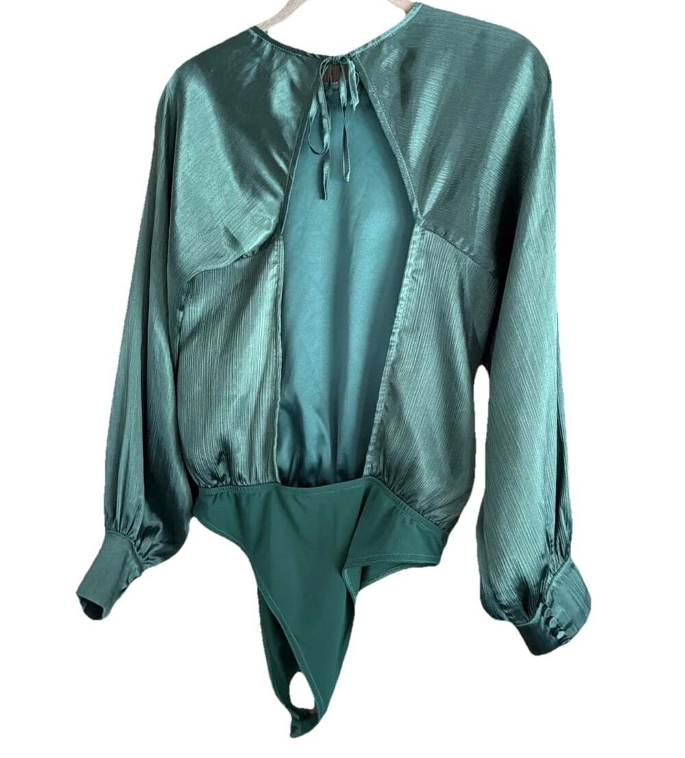 Adelyn Rae Forest green bodysuit open back whimsy witchy goth core flowy - Picture 3 of 8